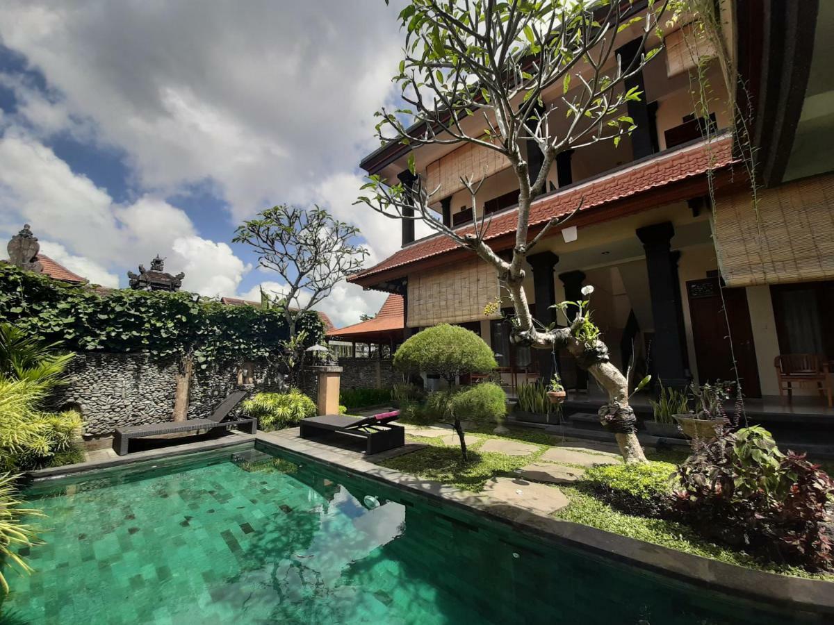 Pondok Wira Ubud ภายนอก รูปภาพ
